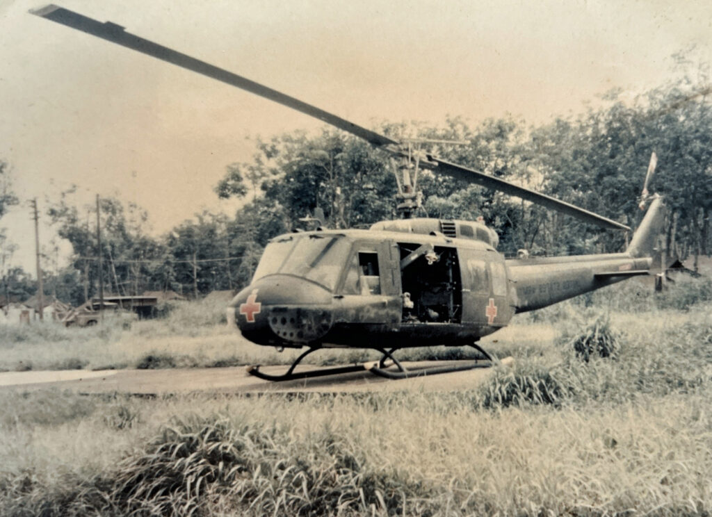 anne-watts-vietnam-chopper