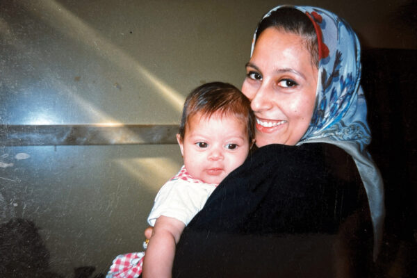Kuwait mother and child